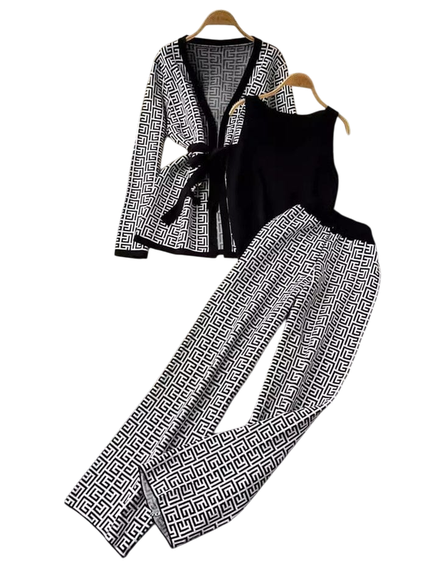 White Zig Zag Printed Co-Ord Set with Strap and Cami Top