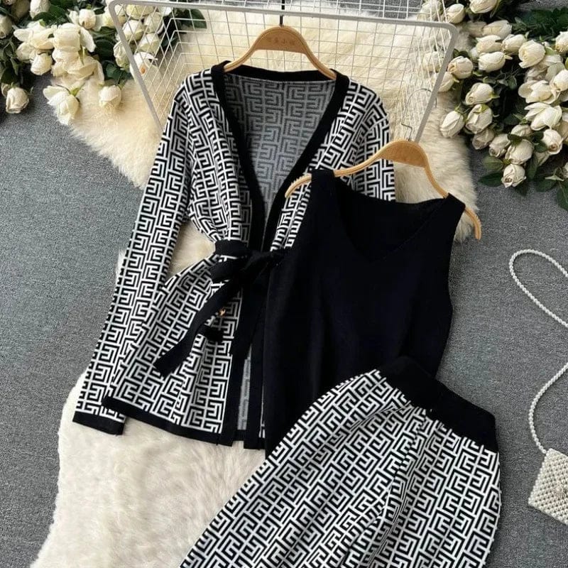 White Zig Zag Printed Co-Ord Set with Strap and Cami Top